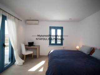 Mykonos real estate - Villa 270 sq.m near Psarou beach