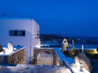 Mykonos real estate - Villa 270 sq.m near Psarou beach