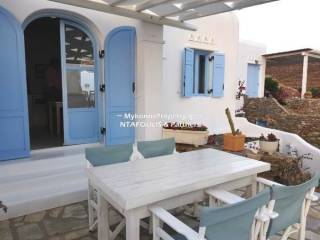 Mykonos real estate - Maisonette 104 sq.m in Choulakia