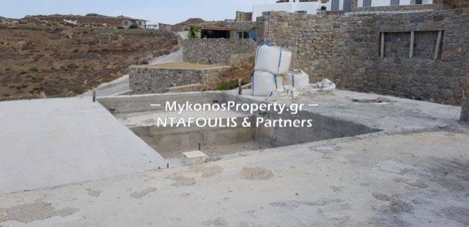 Mykonos real estate -Villa 282 sq.m in Faros Armenistis