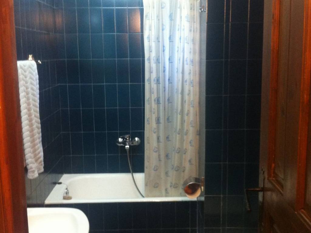 2ND STOREY BATHROOM