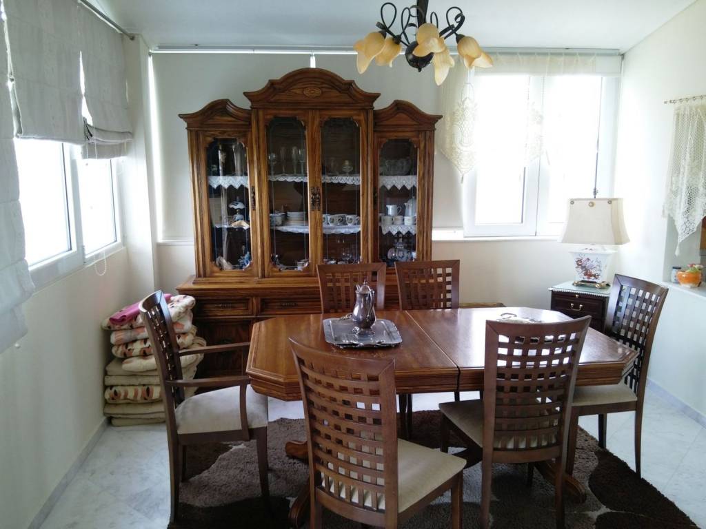 τραπεζαρια