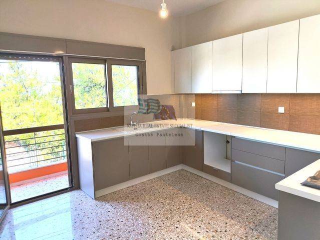 FULLY RENOVATED KITCHEN