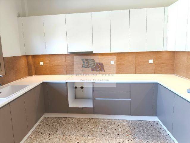 FULLY RENOVATED KITCHEN