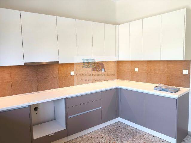 FULLY RENOVATED KITCHEN