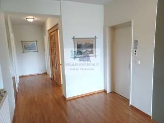 1ST FLOOR ENTRANCE