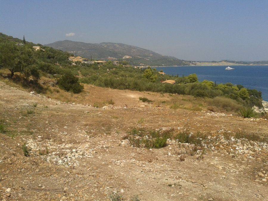 Παραθαλάσσιο οικόπεδο - Seaside land