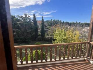 Θέα από μπαλκόνι