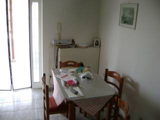 dining area - τραπεζαρια