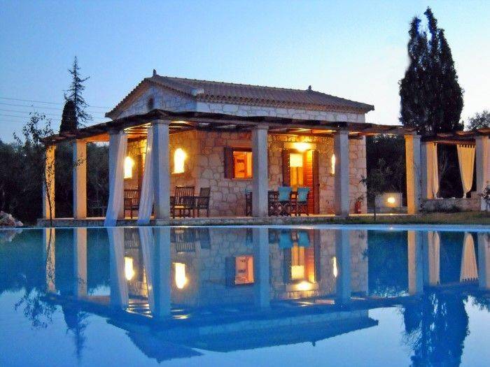 Luxury stone villa - πολυτελής πέτρινη βίλα