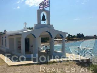 Picturesque church by the beach located 2,5 km from villa