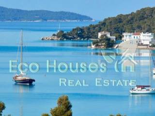 Welcome to cosmopolitan  Porto Heli!