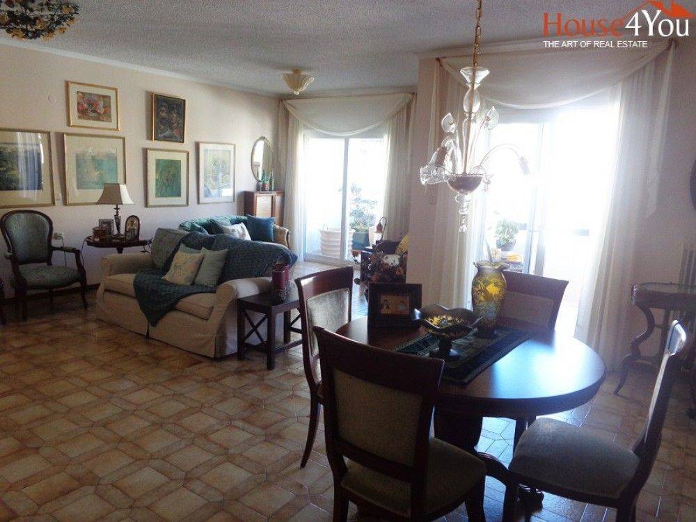 https://www.house4you.gr/all-properties/diamerismata/poleitai-5ari-diamerisma-130tm-3ou-orofou-me-apothiki-kai-parkingk-plision-mixail-aggelou-sto-kentro-ton-ioanninon