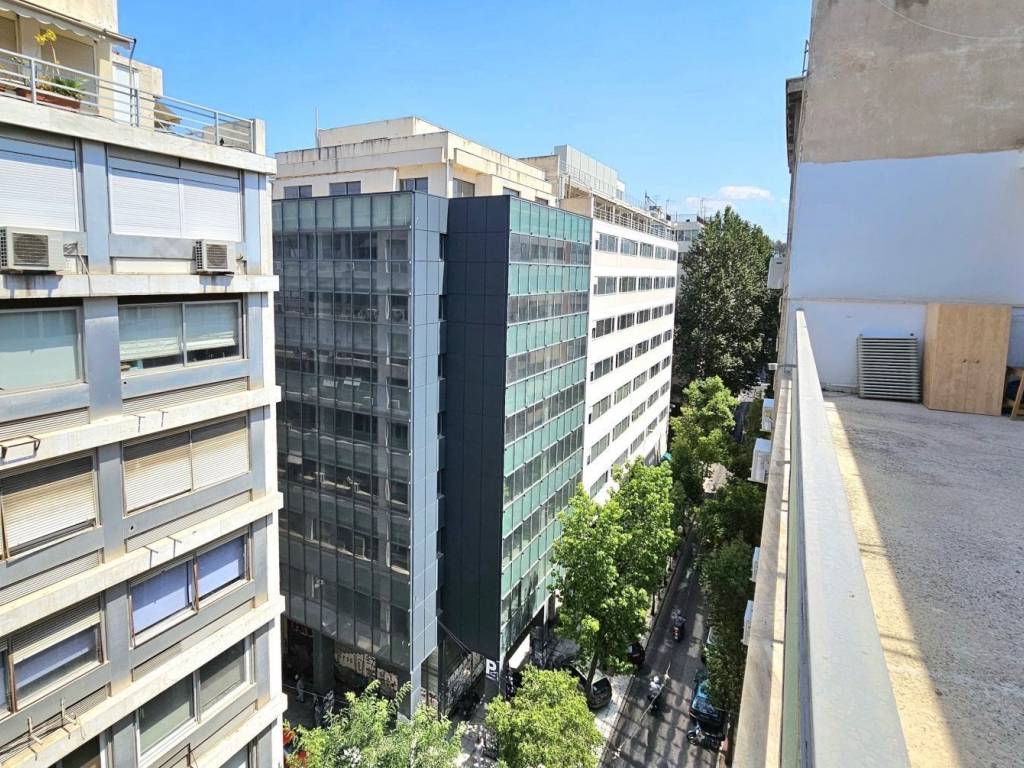 exarcheia_residential_studio_for_rent