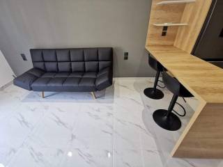 ΣΑΛΟΝΙ-ΠΑΓΚΟΣ ΚΟΥΖΙΝΑΣ