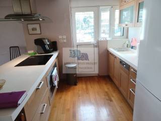 OPEN PLAN KITCHEN