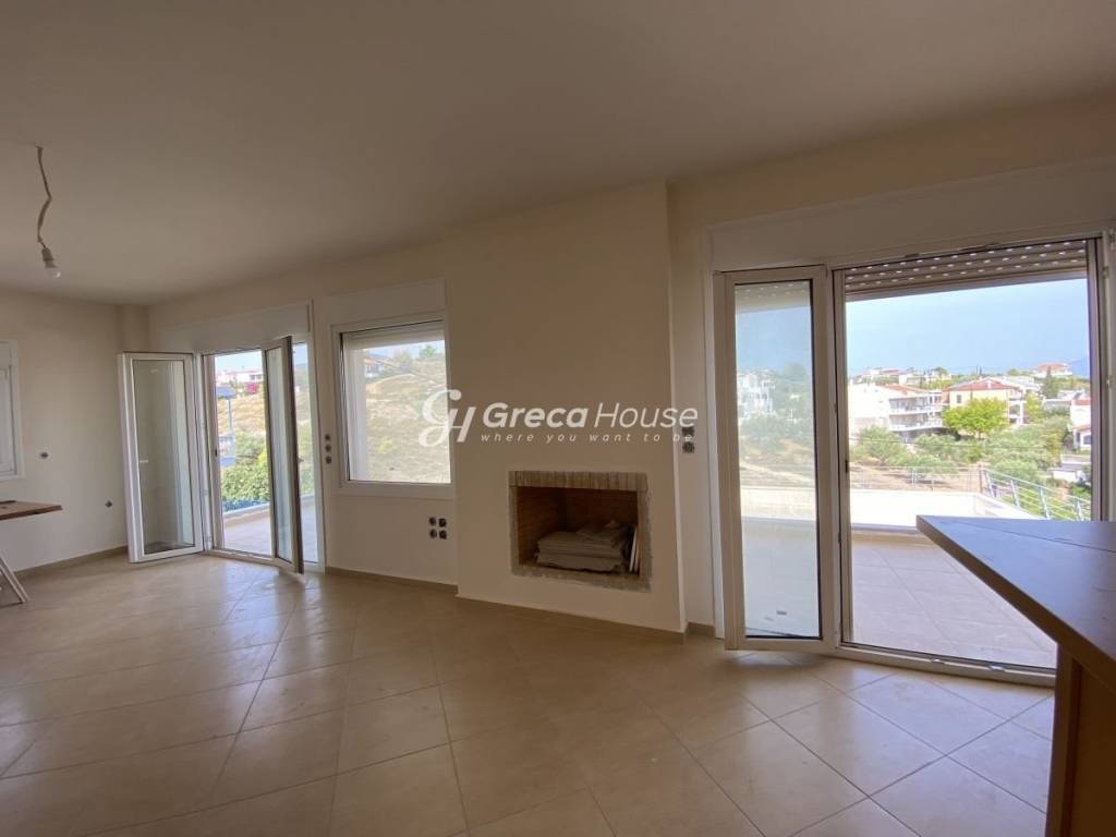 3 Bedroom Apartment with Sea View for sale in Chalkida