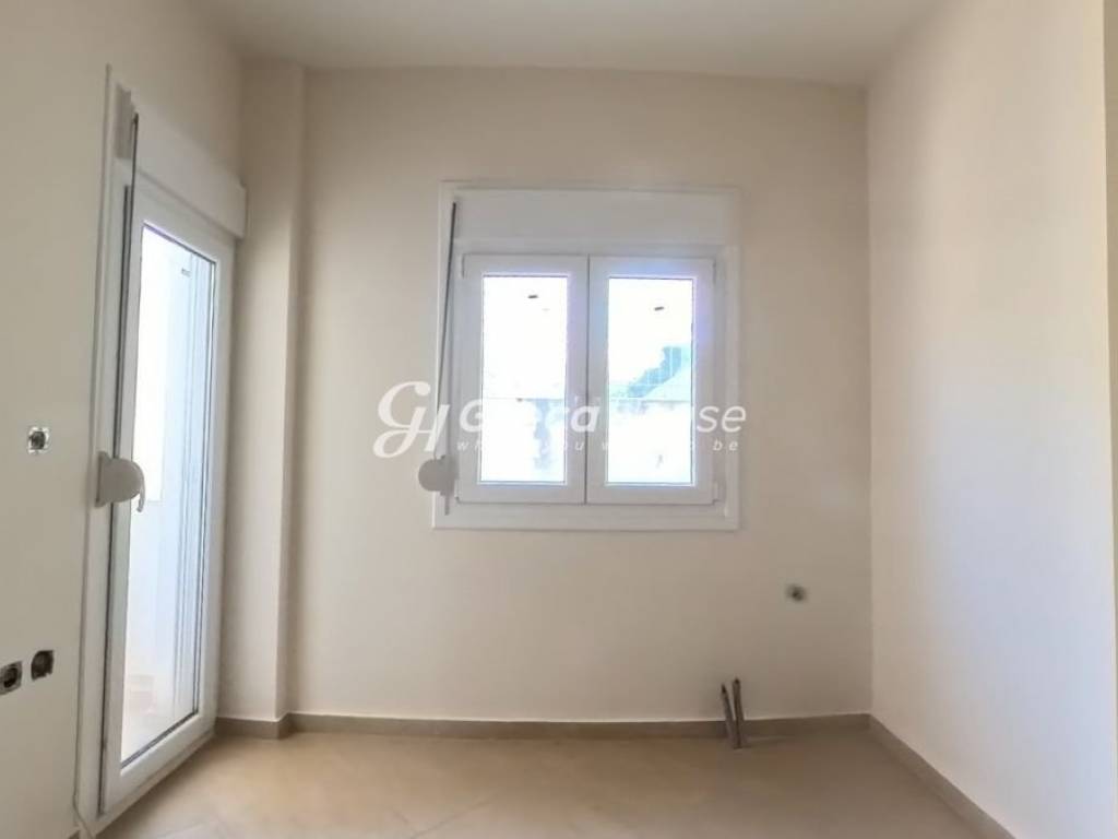 3 Bedroom Apartment with Sea View for sale in Chalkida