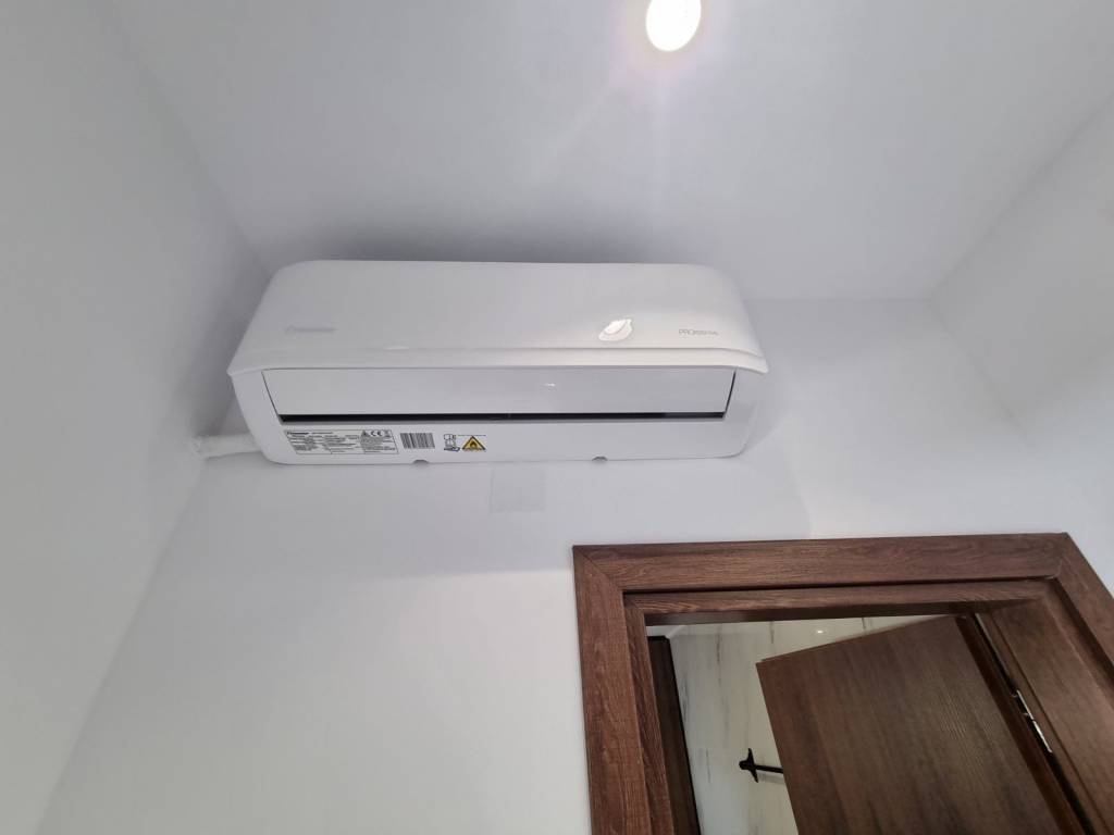 A/C