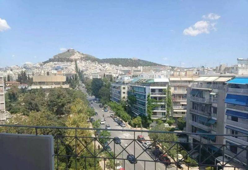 Θέα από μπαλκόνι