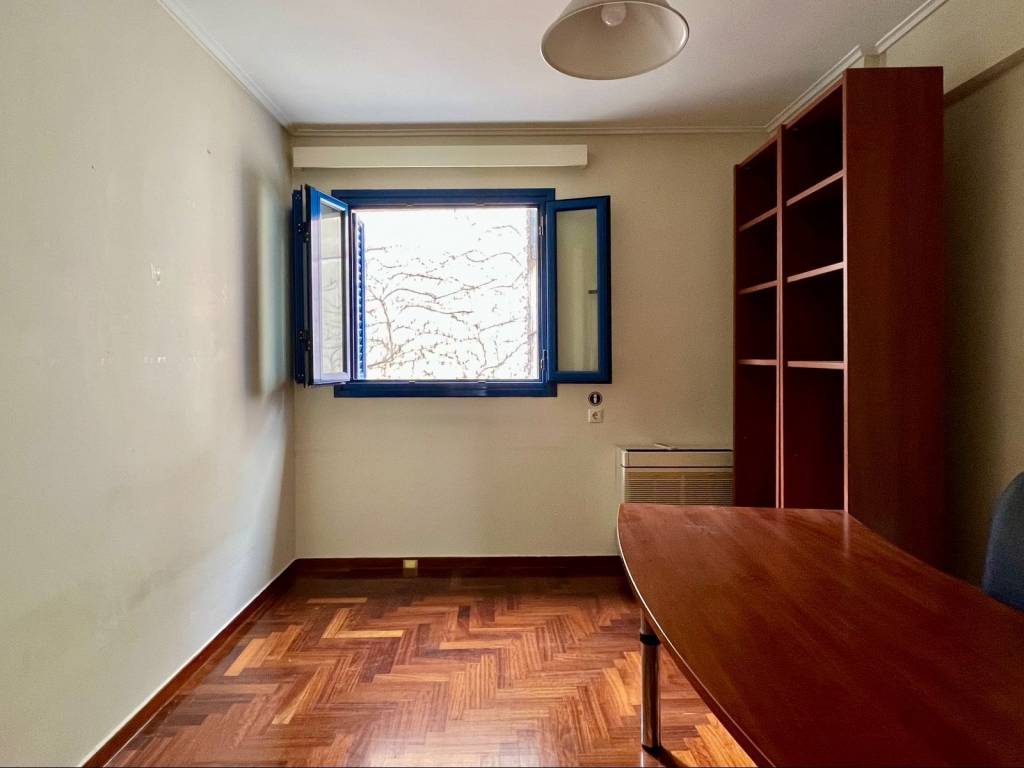 exarcheia_residential_apartment_for_sale