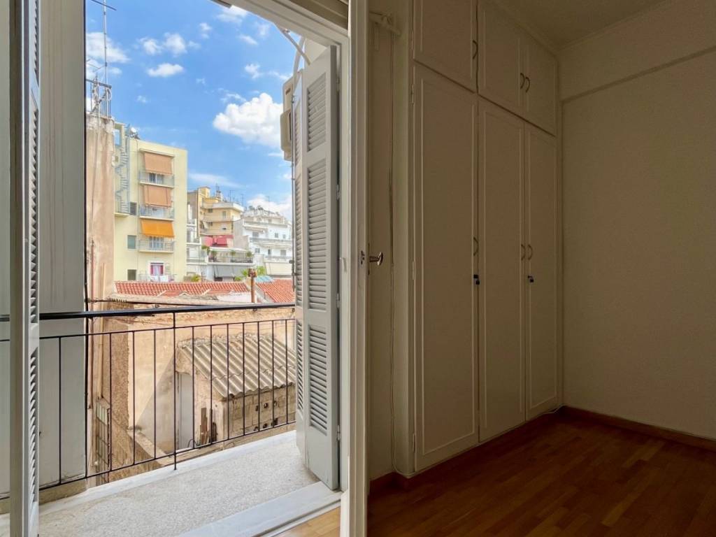 exarcheia_residential_apartment_for_rent