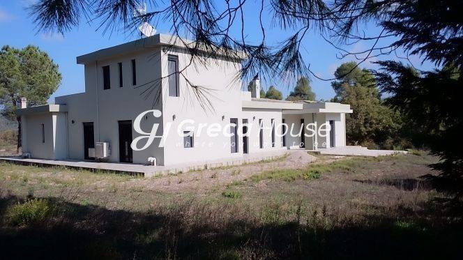 Villa for sale in Evia