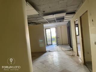 Forumland Real Estate, 1ος όροφος