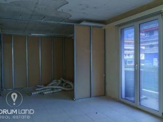 Forumland Real Estate, grapheiakos choros