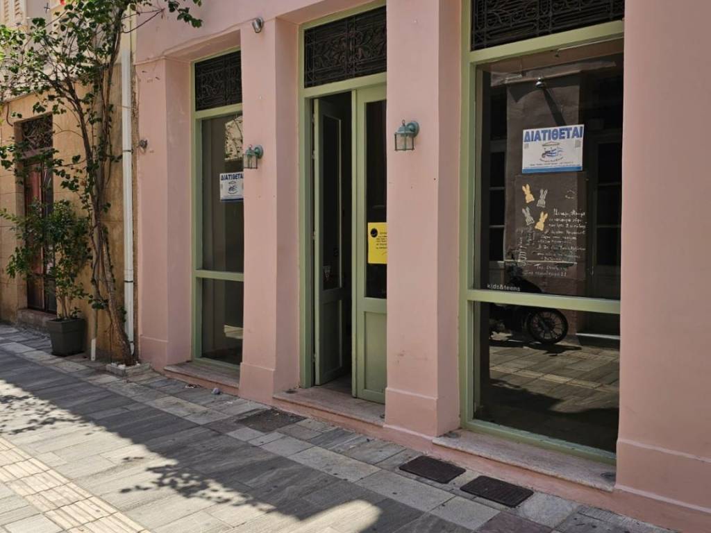 κατάστημα 70 τ.μ. στο κέντρο της παλιάς πόλις