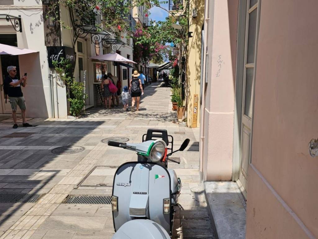 κατάστημα 70 τ.μ. στο κέντρο της παλιάς πόλις