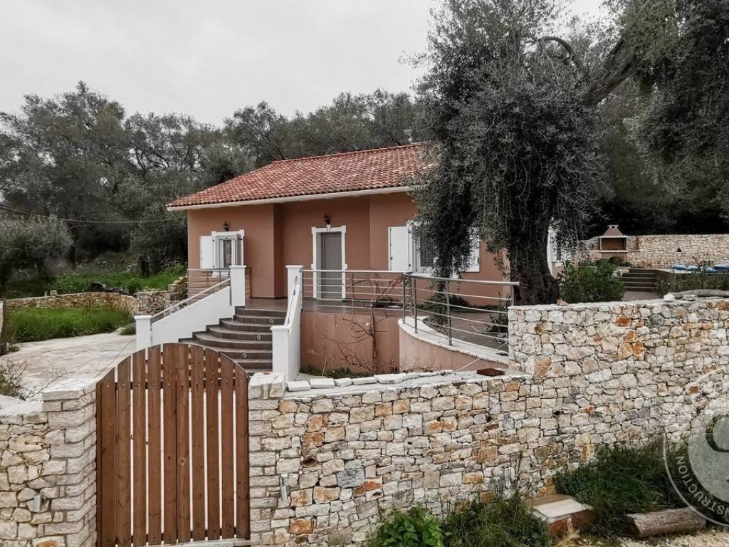 Villa for sale in Mpogdanatika, Paxos (Paxoi)