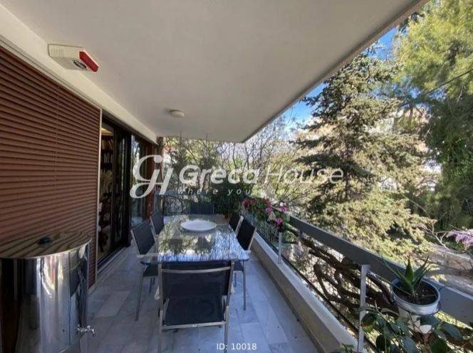 Impressive apartment for sale in the center of Kifissia