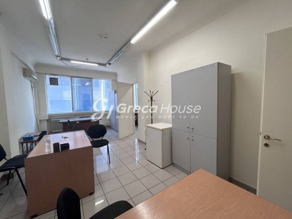 Fully equipped office for rent in Athens