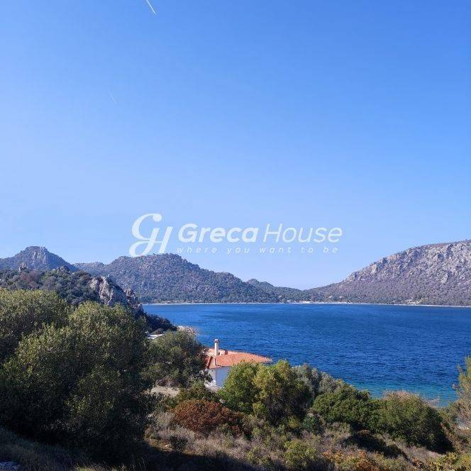 Beachfront plot For Sale In Greece