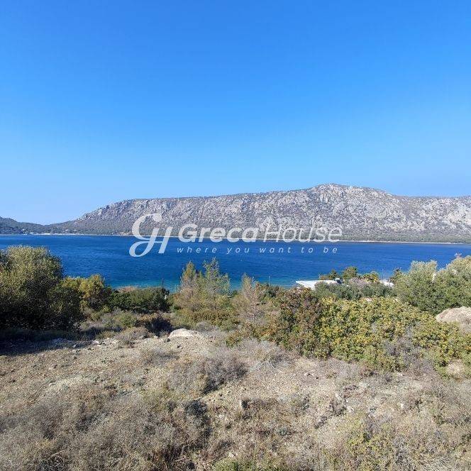 Beachfront plot For Sale In Greece