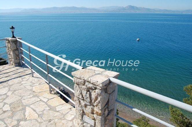 Seaside Villa for Sale in Loutraki