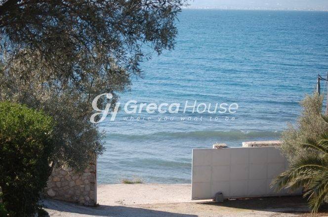 Villa for sale in Loutraki