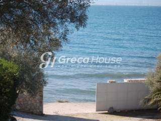 Villa for sale in Loutraki