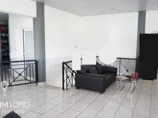 Forumland Real Estate, Επαγγελματικό κτίριο 850τ.μ.