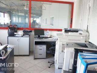 Forumland Real Estate, Επαγγελματικό κτίριο 850τ.μ.