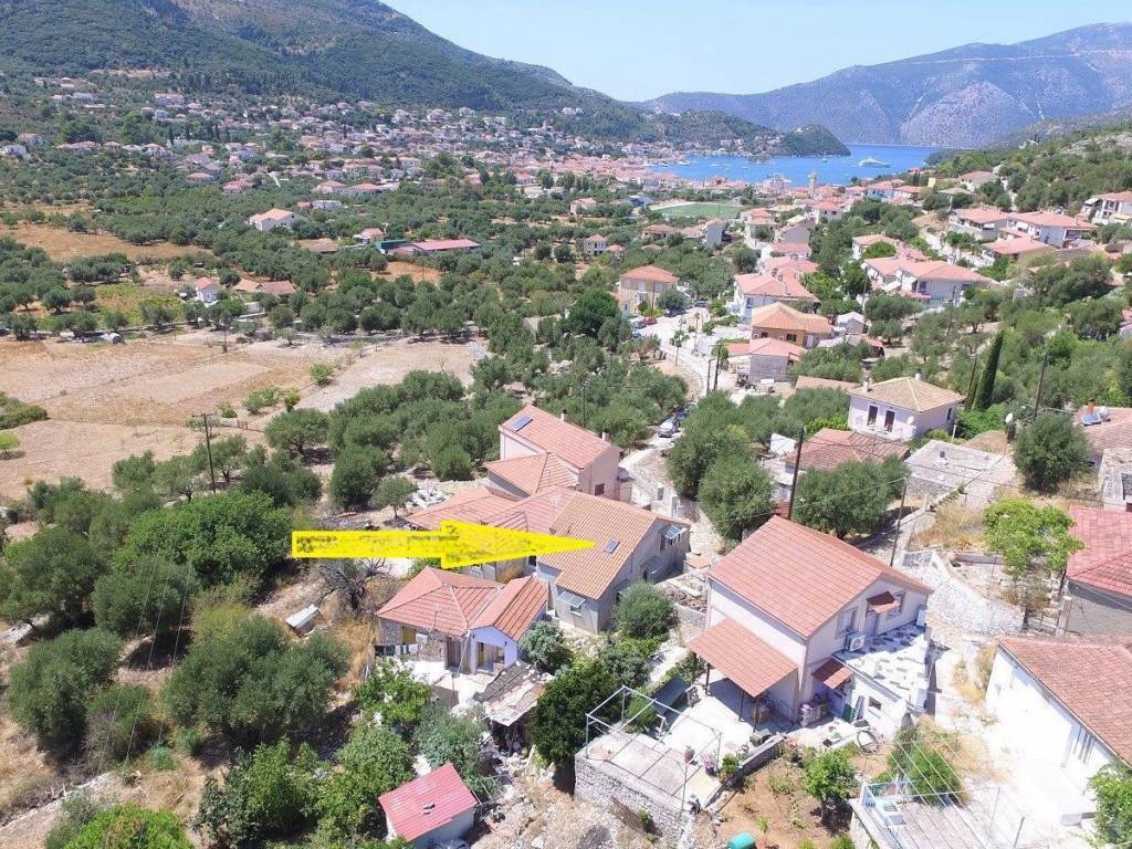 Aerial view and location of house