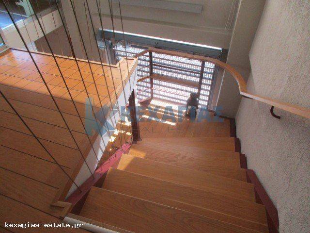 ΕΣΩΤΕΡΙΚΗ ΣΚΑΛΑ