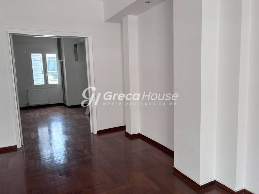 Renovated Apartment for sale in Pagrati