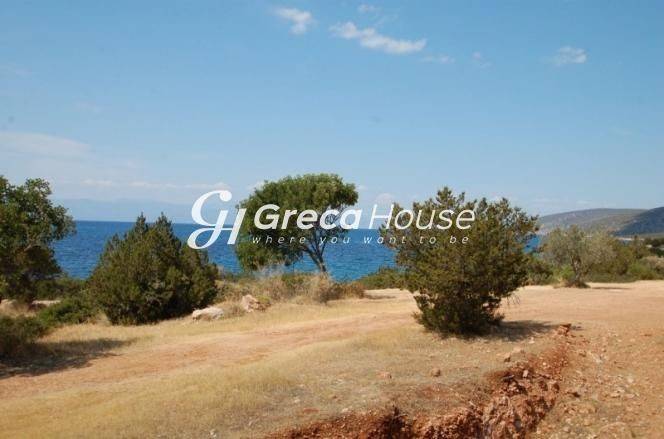 Seaside Villa For Sale in Porto Heli