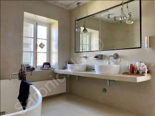 Marianne Memories Hydra, superb his and hers bathroom suite