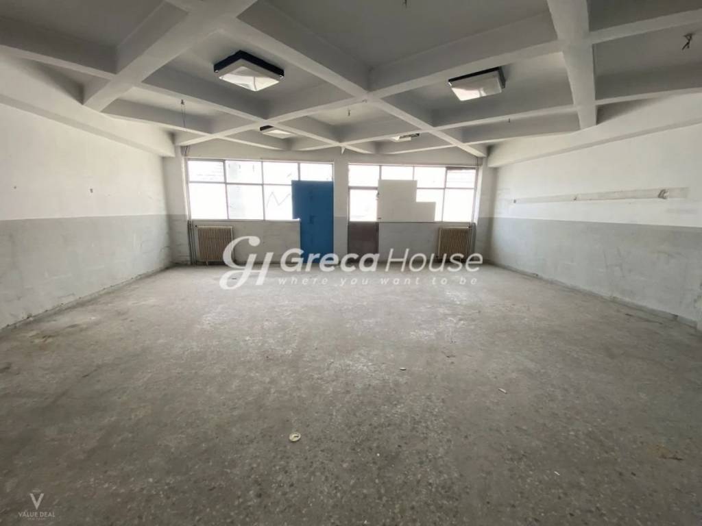 Commercial building for sale in the heart of Athens