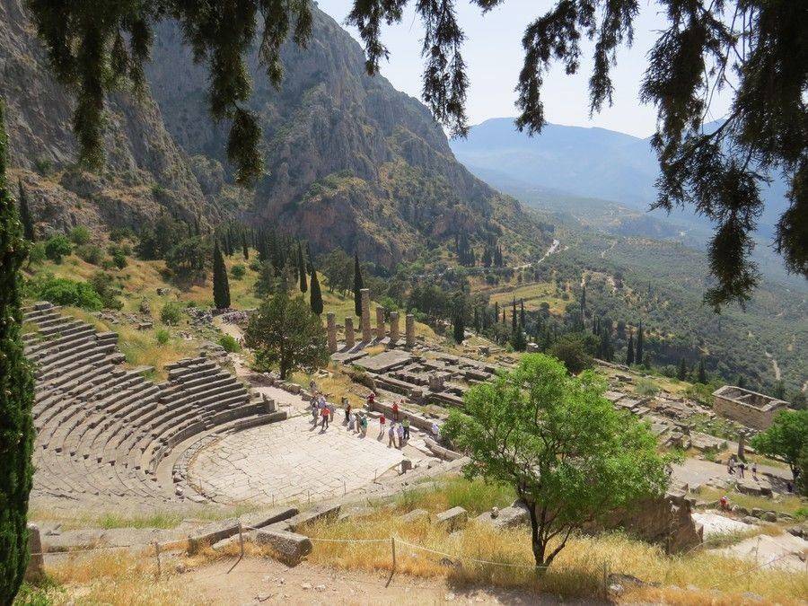 ΔΕΛΦΟΙ-ΤΟ ΑΡΧΑΙΟ ΘΕΑΤΡΟ