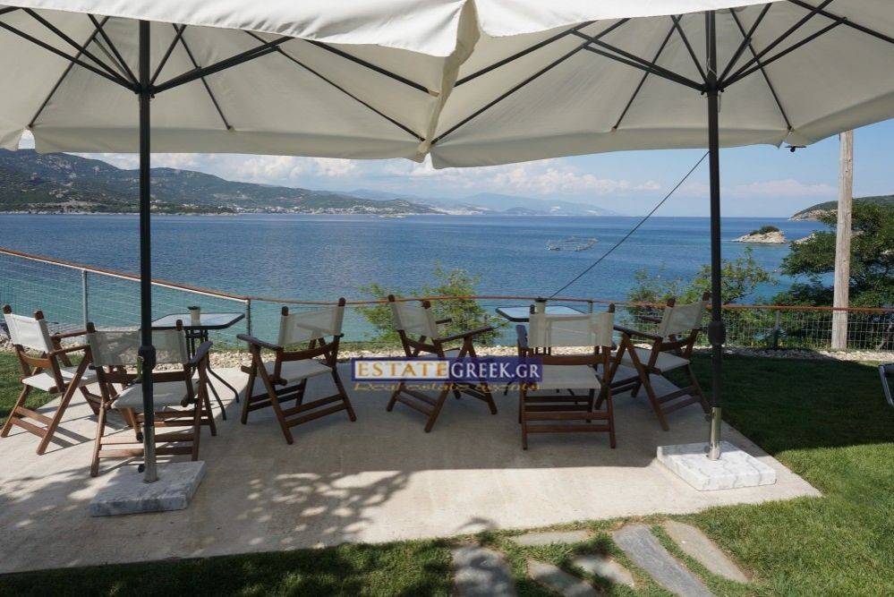 ★ ANNUAL REVENUE 20,000 € ★ RENOVATION 2019 ★ Distance from sea 20 meters ★