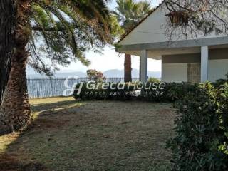 Sea Front Villa for Sale in Anthidona Drosia